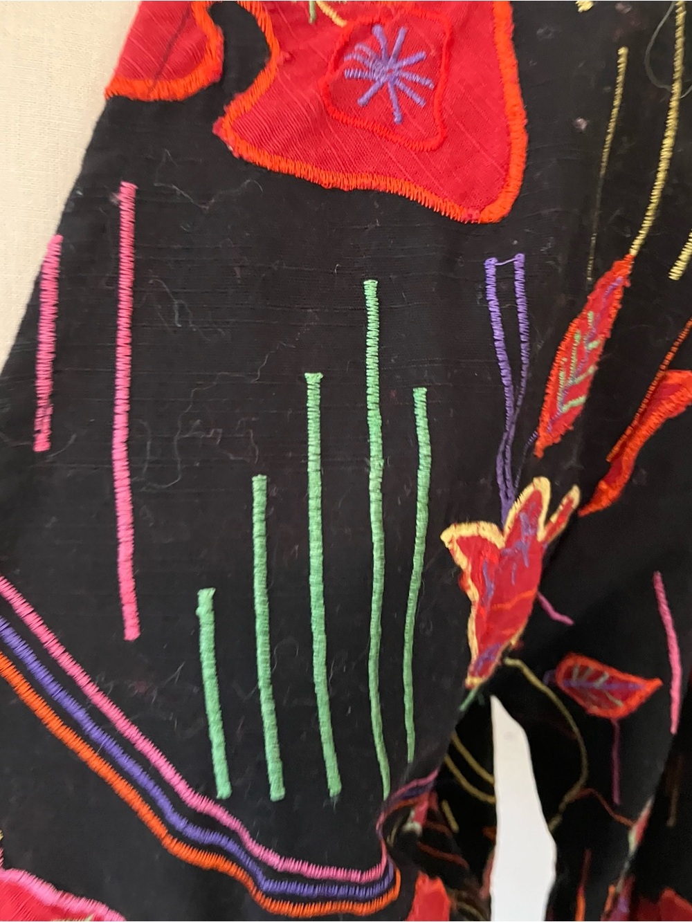 VTG Chicos Women’s Black Cotton Jacket Open Embroidered Flowers Short Artsy Lg - Picture 2 of 6